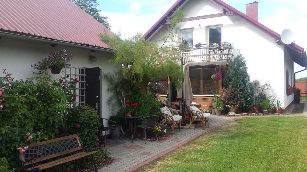 Pokoje Goscinne Renata Knitter Komnino Kültér fotó